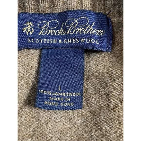 Vtg Brooks Brothers 100% Lambswool Sweater Men's LARGE Tan V-Neck USA Gorpcore - Picture 5 of 10
